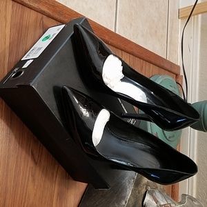 Black patent pumps